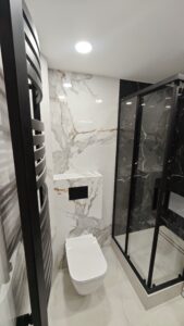 Vonios plytelės ir apdaila